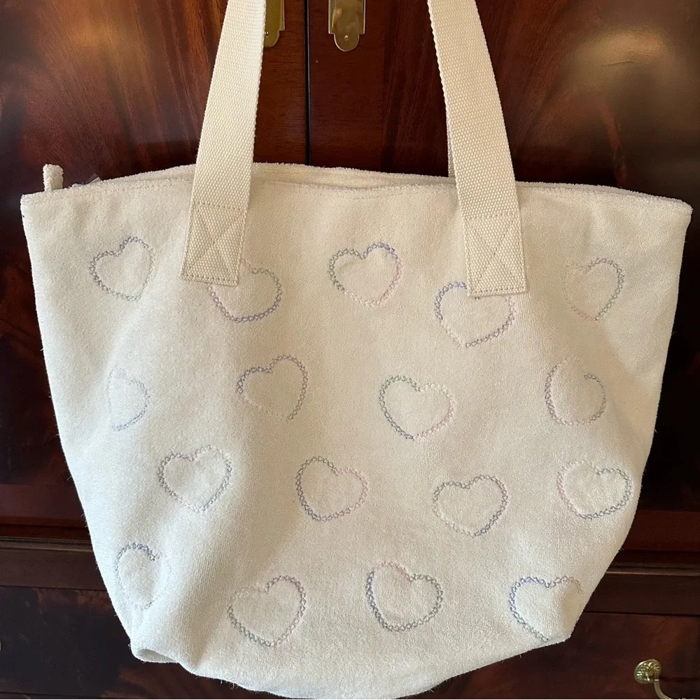 NWT Stoney Clover Lane Hearts Embroidered Terry Zip Top Tote Seashell